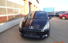Peugeot 5008 1,6HDI 80kw r.v.2010