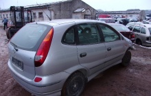 Nisan Almera Tino