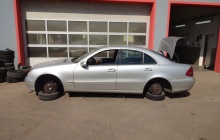 Mercedes E 220 2,2 CDI 100kw r.v 2003